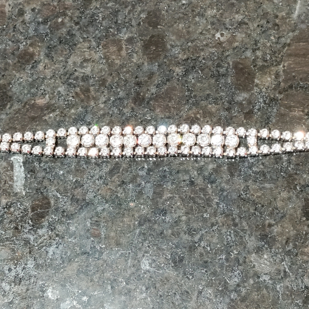 Elegant Silver Bracelet